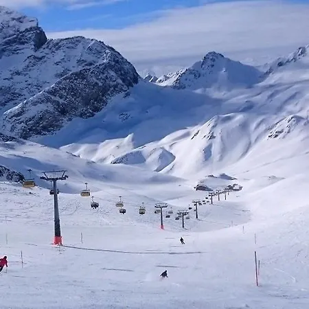 Chesa Ruinatsch 50 *