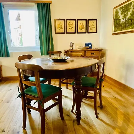 Lägenhet Chesa Ruinatsch 50 *